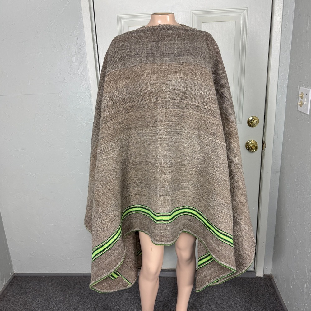 Vintage Peruvian Shaman Poncho Heavy Weight Andean Mountain Heirloom Aguayo